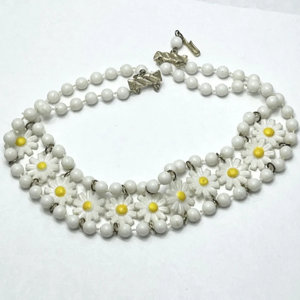 🌼 Vintage Hong Kong flower choker necklace - Picture 2 of 4